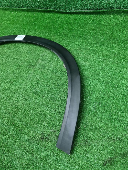 Расширитель передний правый Suzuki Vitara 2 14-24