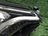 Фара правая Toyota RAV4 4 CA40 (2015-2019) LED