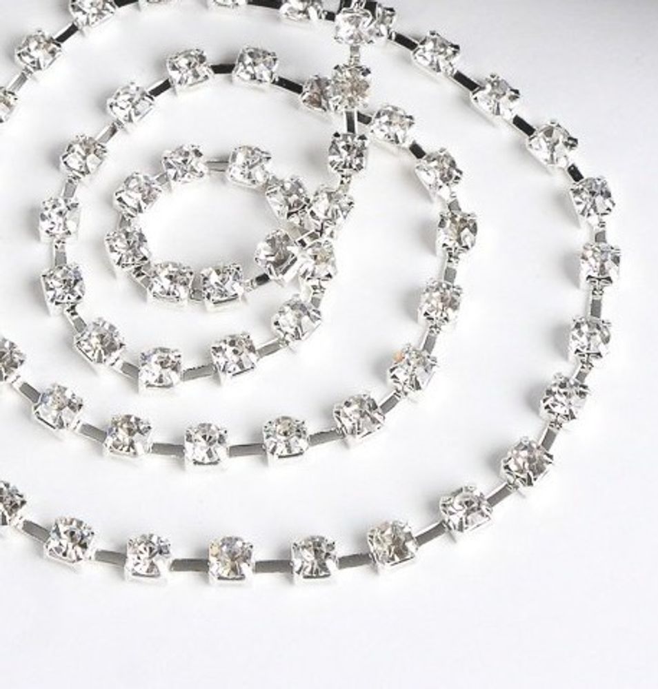 Цепь со стразами, ss16, ш. 4 мм, серебро в серебряной оправе