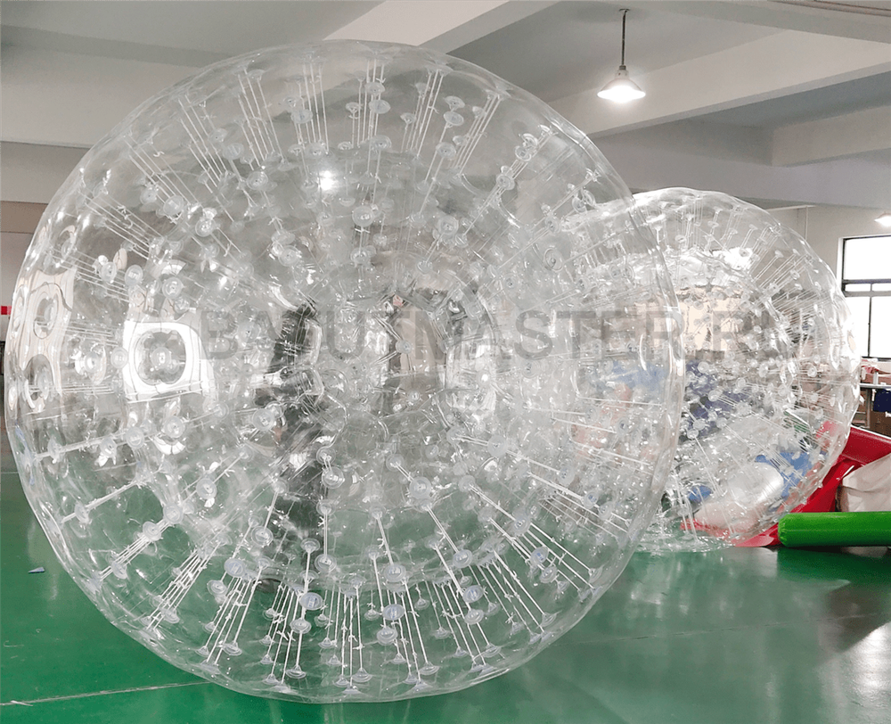 Шар декоративный для торгового центра 2,4 × 2,4 × 2,4 м