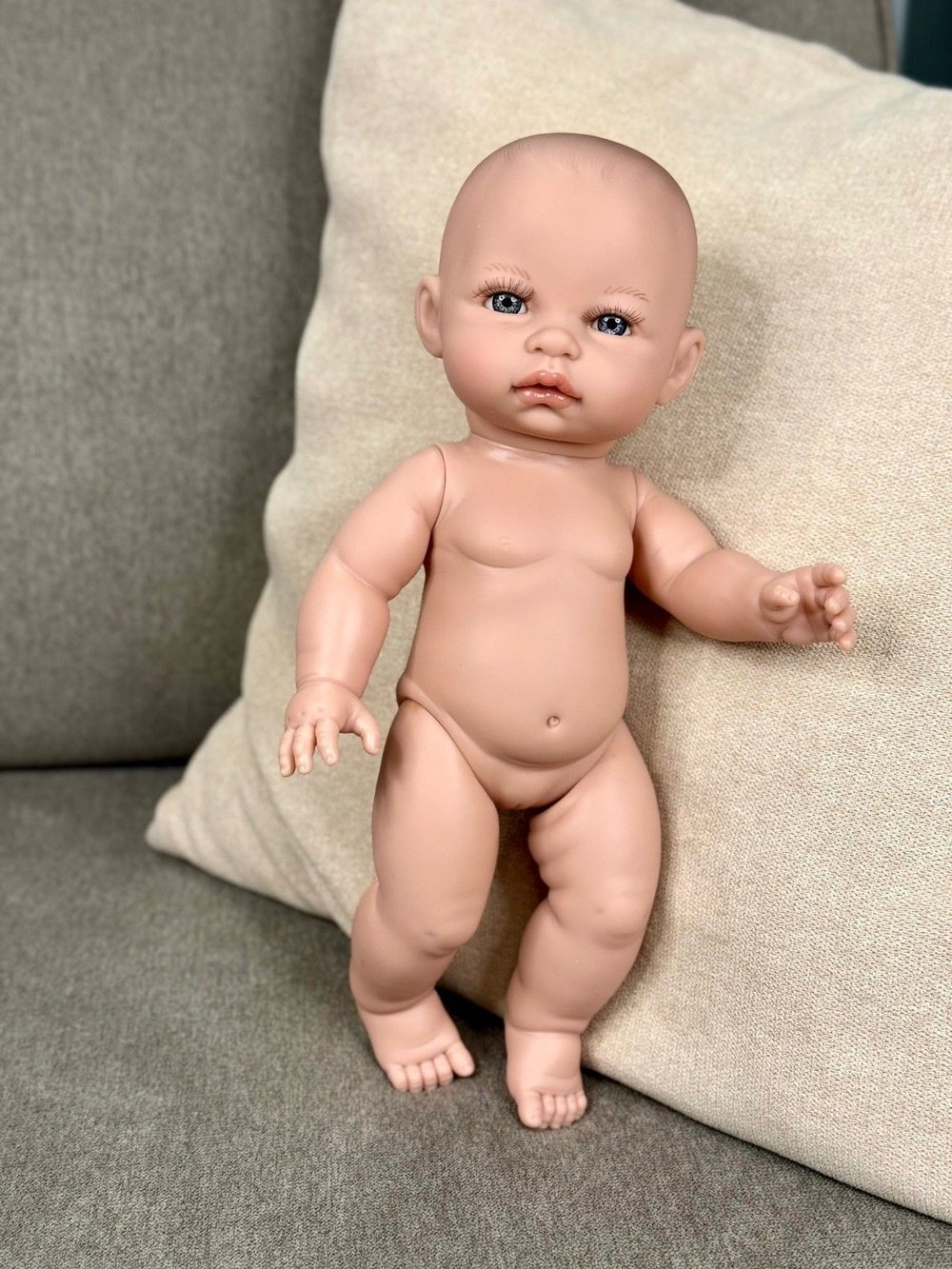 Кукла Berbesa виниловая 34см Coral (32221K)