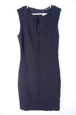 Платье Mango базовое, маркировка S, визуально 44 размер