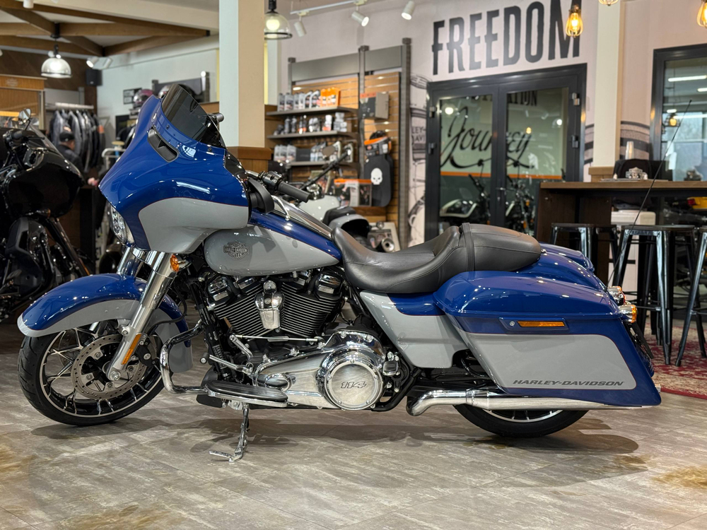Harley-Davidson® Street Glide Special® 114 Billiard Blue/хром 2023