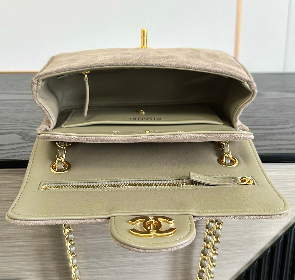 Chanel Mini Classic Handbag 20 cm