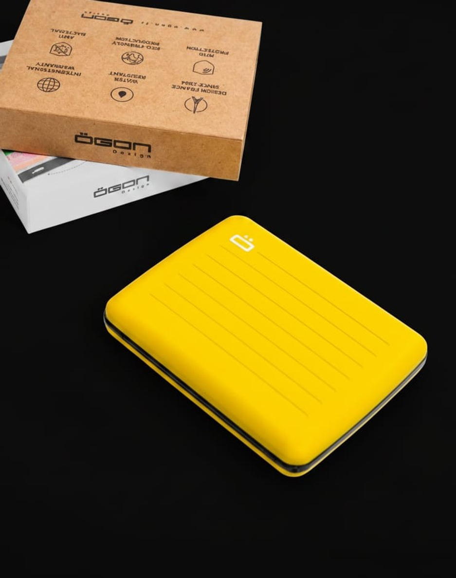 Кошелёк алюминиевый жёлтый