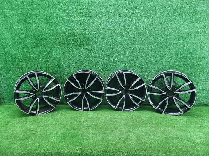 Диск Комплект дисков R17 Toyota Camry 7 XV50 11-18