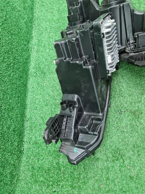 Фара правая Geely Atlas 2 (2023-н.в.) LED