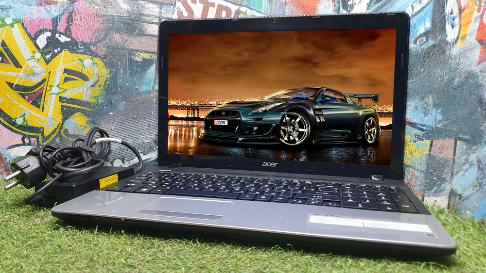 Ноутбук Acer i5/8Gb/710M 1Gb/Aspire E1-571G E1-571G-53234G50Mnks/Windows 10