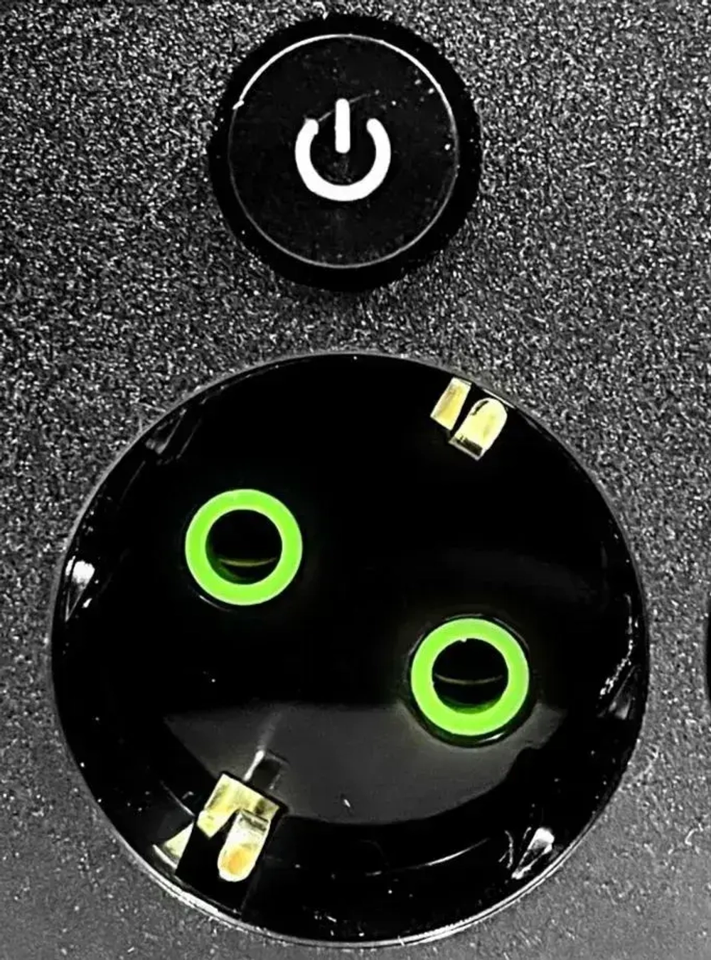 Тройник для розетки с проводом и USB