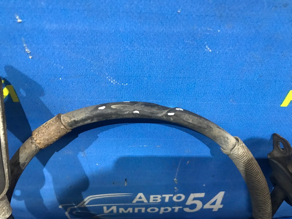 Трос ручника правый NISSAN AD 2001