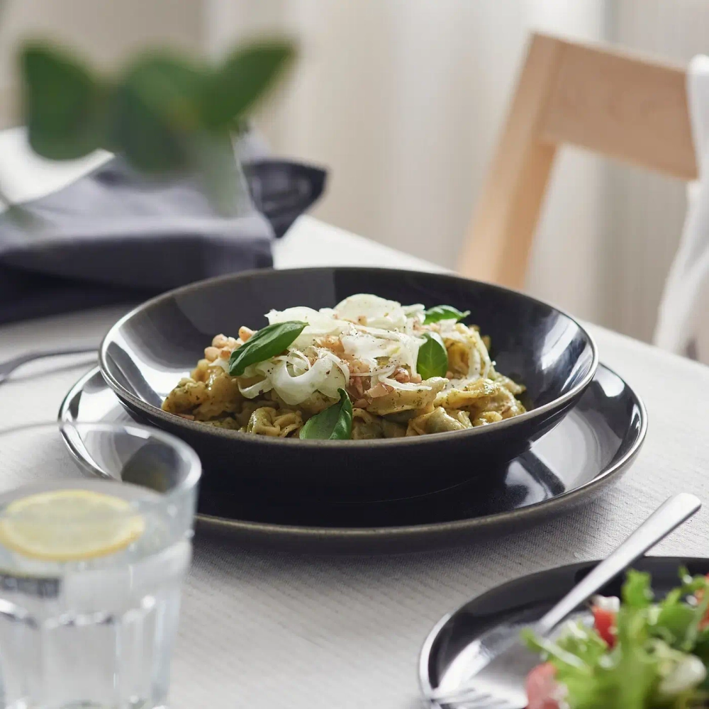 Глубокая тарелка IKEA GLADELIG (ГЛАДЕЛИГ), Темно-серый, 21 см