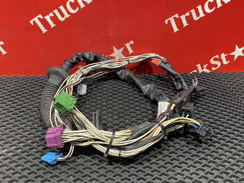 Проводка двери правой