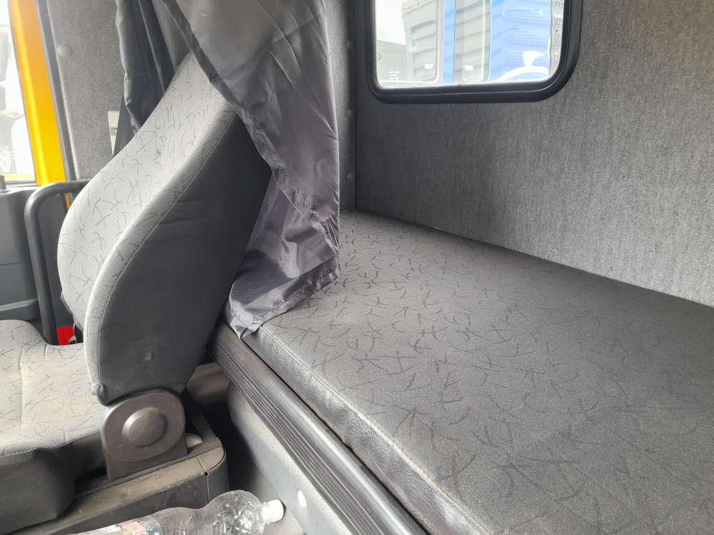 КамАЗ 65116 6x4 Седельный тягач 65116-019 (Дизельный, 10,9 л, 245 л.с., МТ)