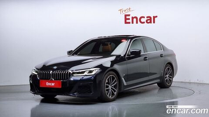BMW 5 Series (G30) 520i M Sports (10.2021)