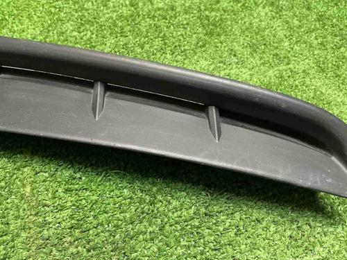 Накладка переднего бампера правая Lexus UX (18-нв)