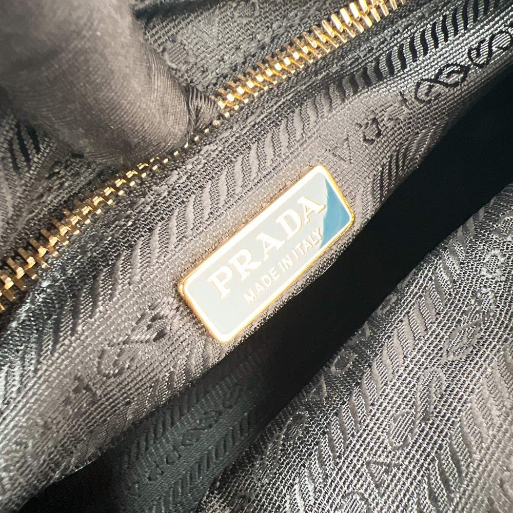 Prada Bonnie Medium Bag 32 cm