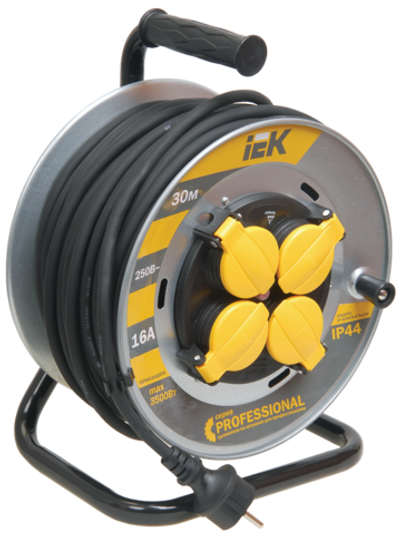Катушка УК30 4 места IP44 с заземлением с термозащитой КГ 3х1,5мм2 на металлическом барабане "Professional" 30м IEK