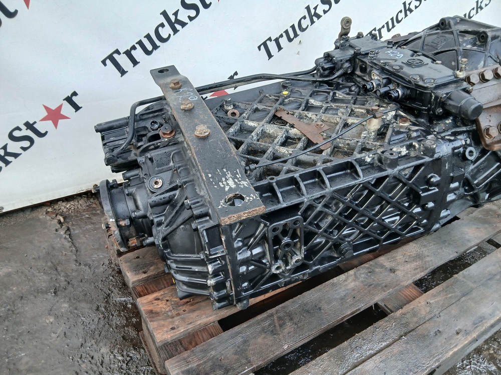 МКПП ZF 16S2220TD