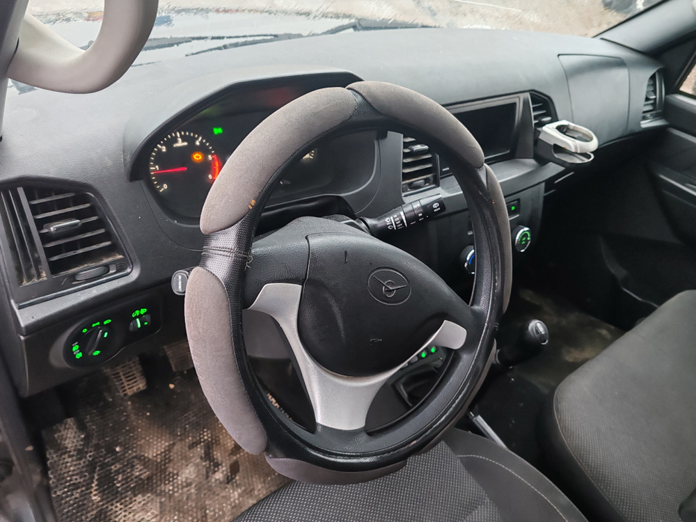 UAZ Profi 236031-151-08 (Евроборт, Бензин/Газ, 2,7 л, 110 л.с.)