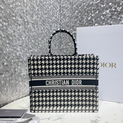 Christian Dior Book Tote 42 cm
