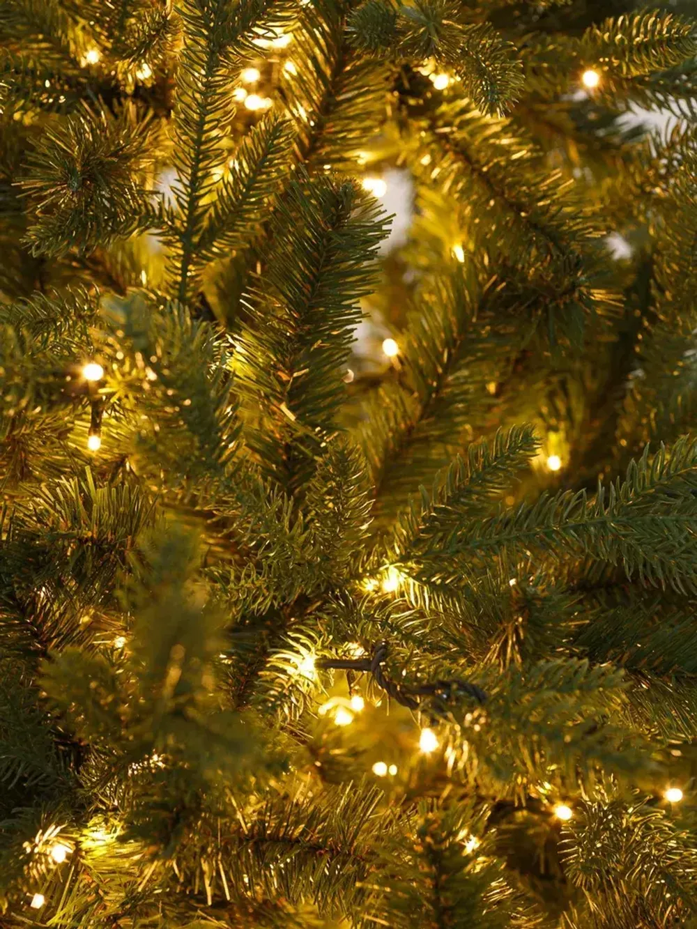 Елка с гирляндой «Валерио» (Литая+пвх) от 1.2 до 2.4 м