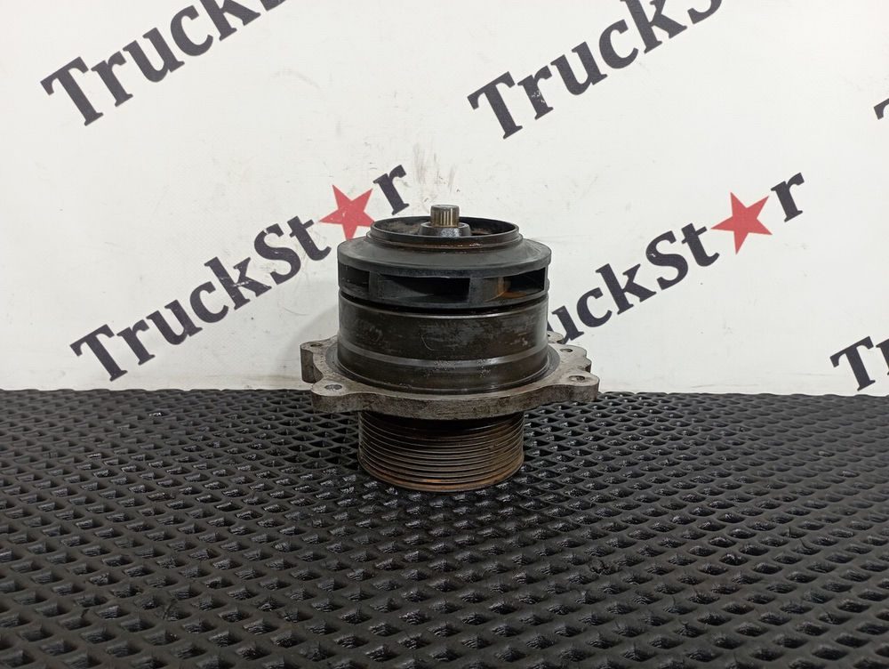 Насос водяной (помпа)