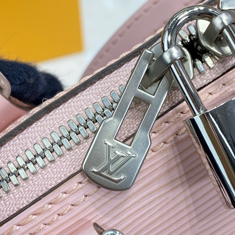 Louis Vuitton Alma BB