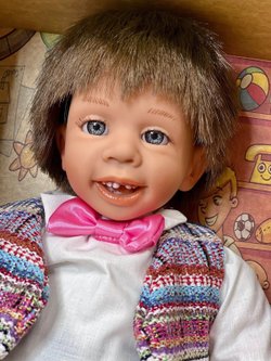 Кукла LAMAGIK мягконабивная  38см Gestito (12035)