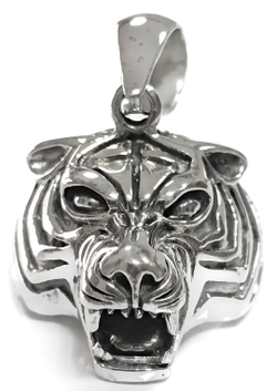 Ювелирная подвеска из серебра