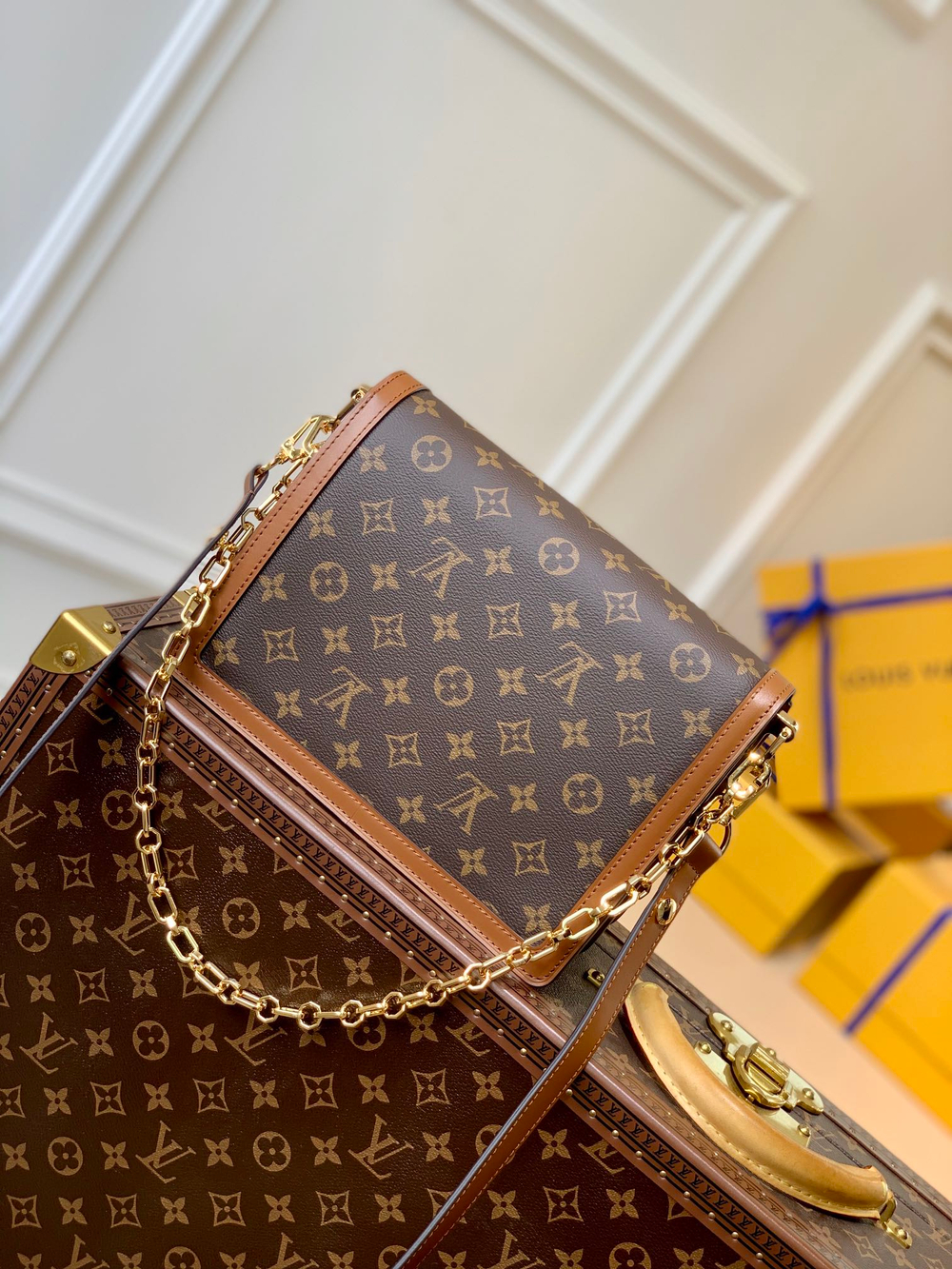 Louis Vuitton Dauphine MM