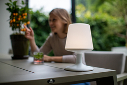 Лампа настольная light to go, белая
