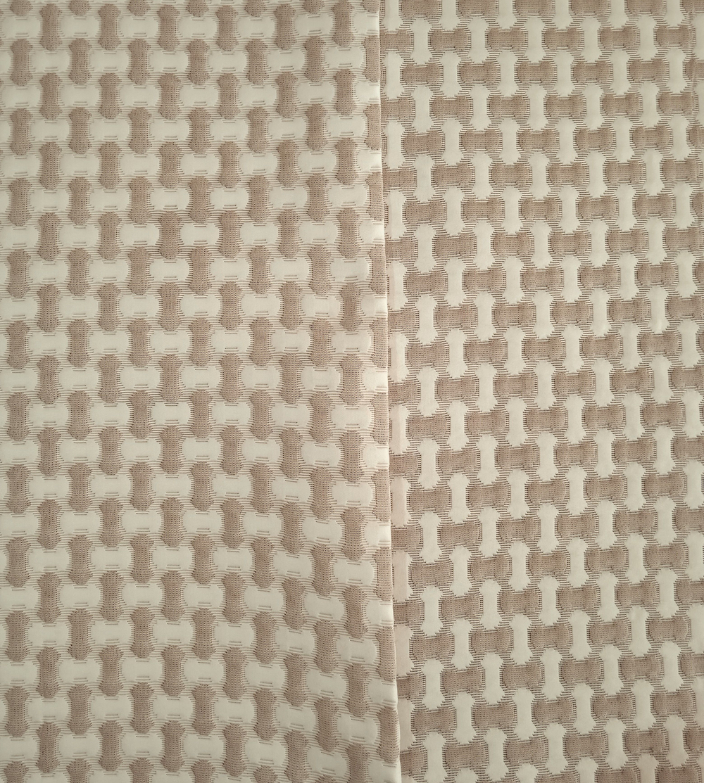 Покрывало жаккардовое двухстороннее Нежность 299-16 беж. 1,5 (150х200)