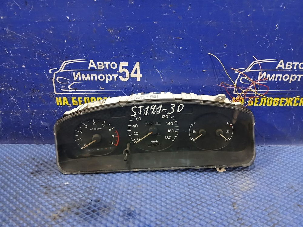 Щиток приборов TOYOTA CORONA 1993