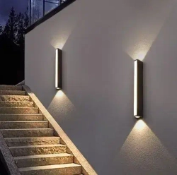 Уличный настенный светильник, 3 - х стороний, теплый свет