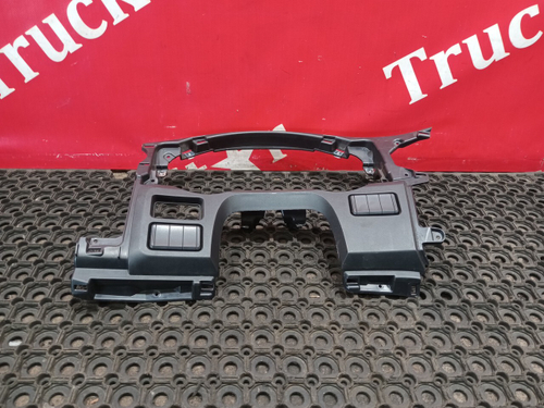 Рамка приборной панели 2018 год.