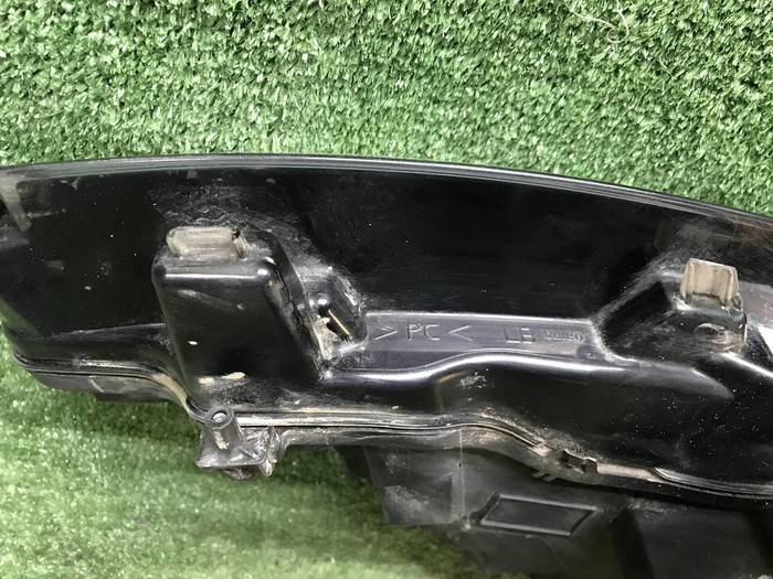 Фара левая Range Rover Evoque 2 (2018-2024) LED