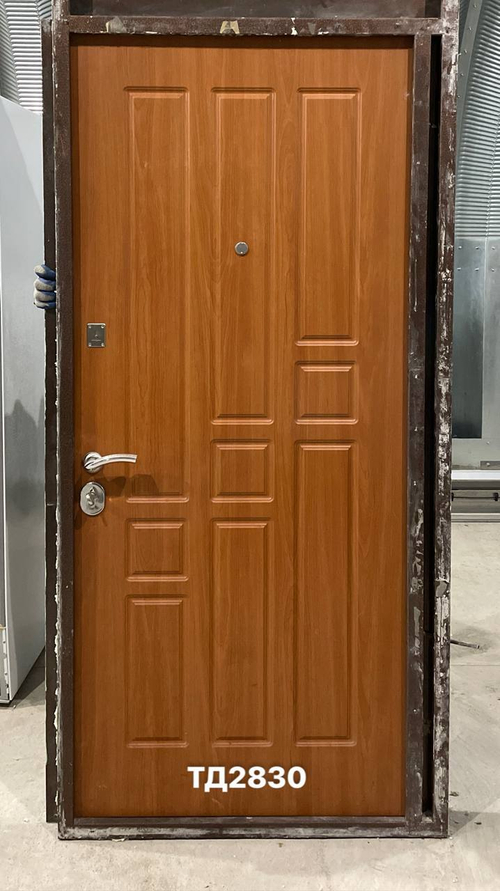 Дверь металлическая Б/У 206(в) х 93(ш) Входная