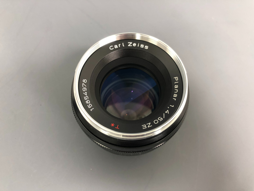 Carl Zeiss Planar T* 50mm 1.4 ZE