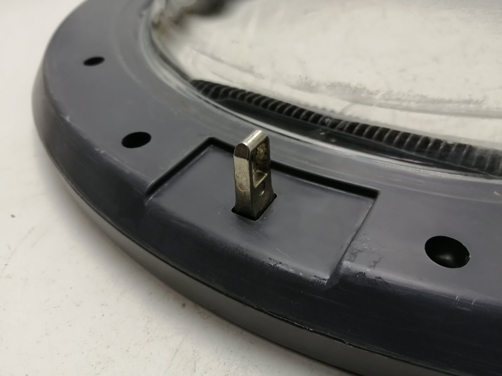 VMSF501B кт93 Люк в сборе для стиральной машины Hotpoint-Ariston VMSF501B б/у