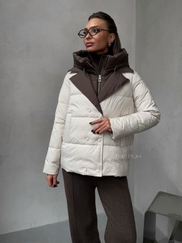 Бежево-шоколадный пуховик с капюшоном