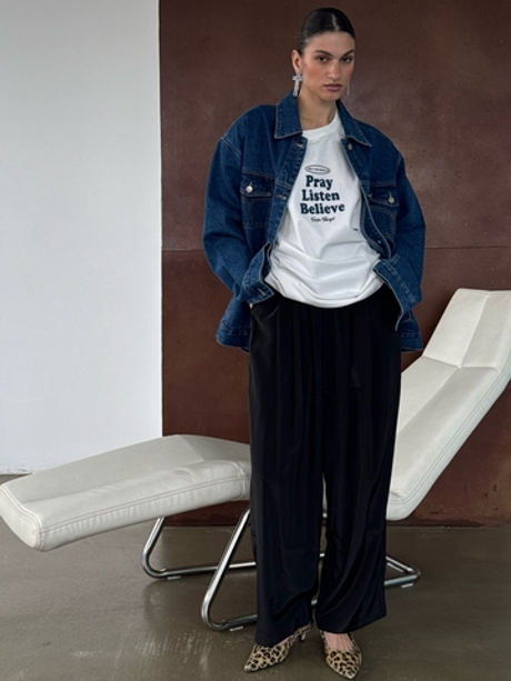 Легкие широкие брюки на резинке