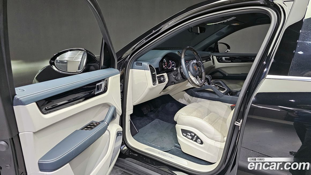 Porsche Cayenne (PO536) 3.0 E-Hybrid Coupe (09.2020)