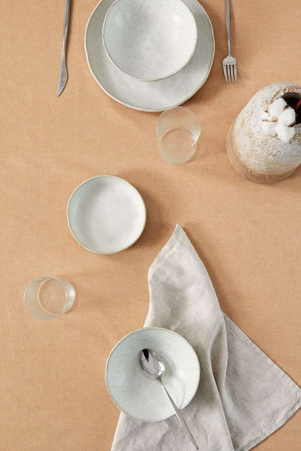 ZARA HOME СКАТЕРТЬ С ЗУБЧАТЫМИ КРАЯМИ, ОХРА