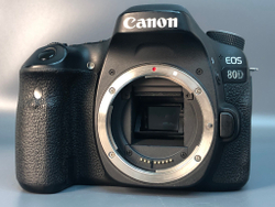 Canon 80D, 106.000 кадров пробега