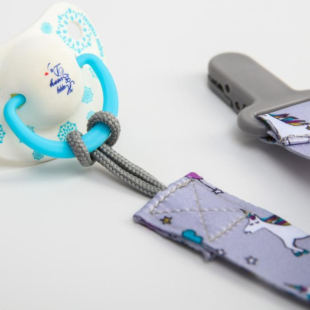 5421487 Держатель для соски - пустышки на ленте «Единороги»