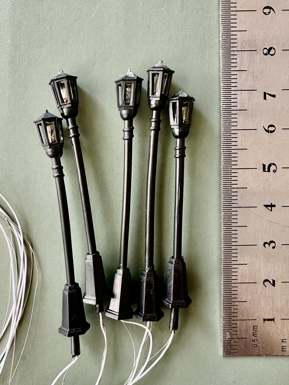 Фонари уличные для макетов "Арбатский #2" (62 мм, 5 штук) / мини фонари для парков и железных дорог