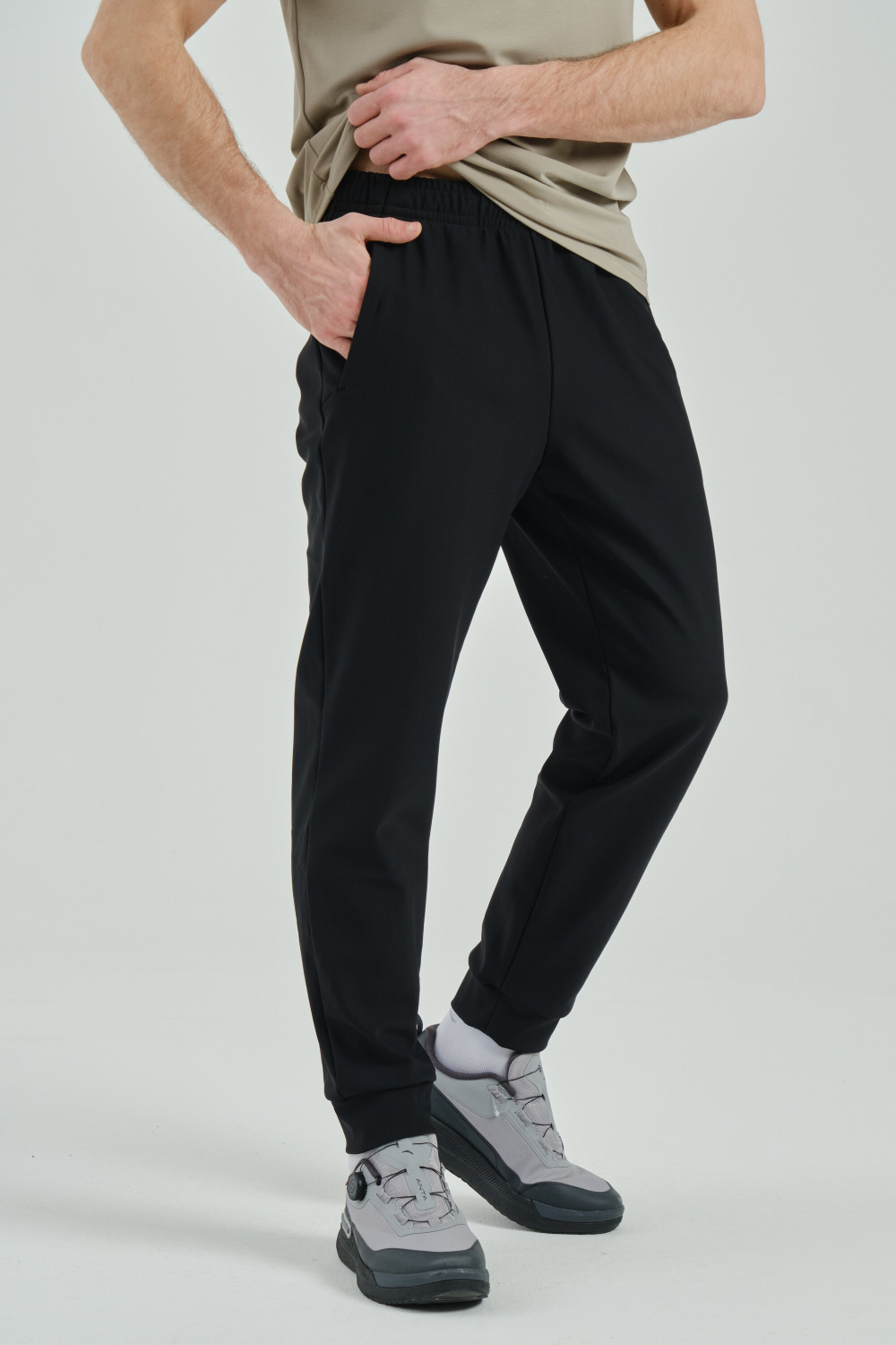 Брюки трикотажные утепленные Anta WNTR TRN