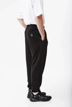 Штаны THE BAD FRIENDS Basic fit WRM черный А01 начес