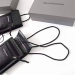 Сумка-мессенджер Balenciaga