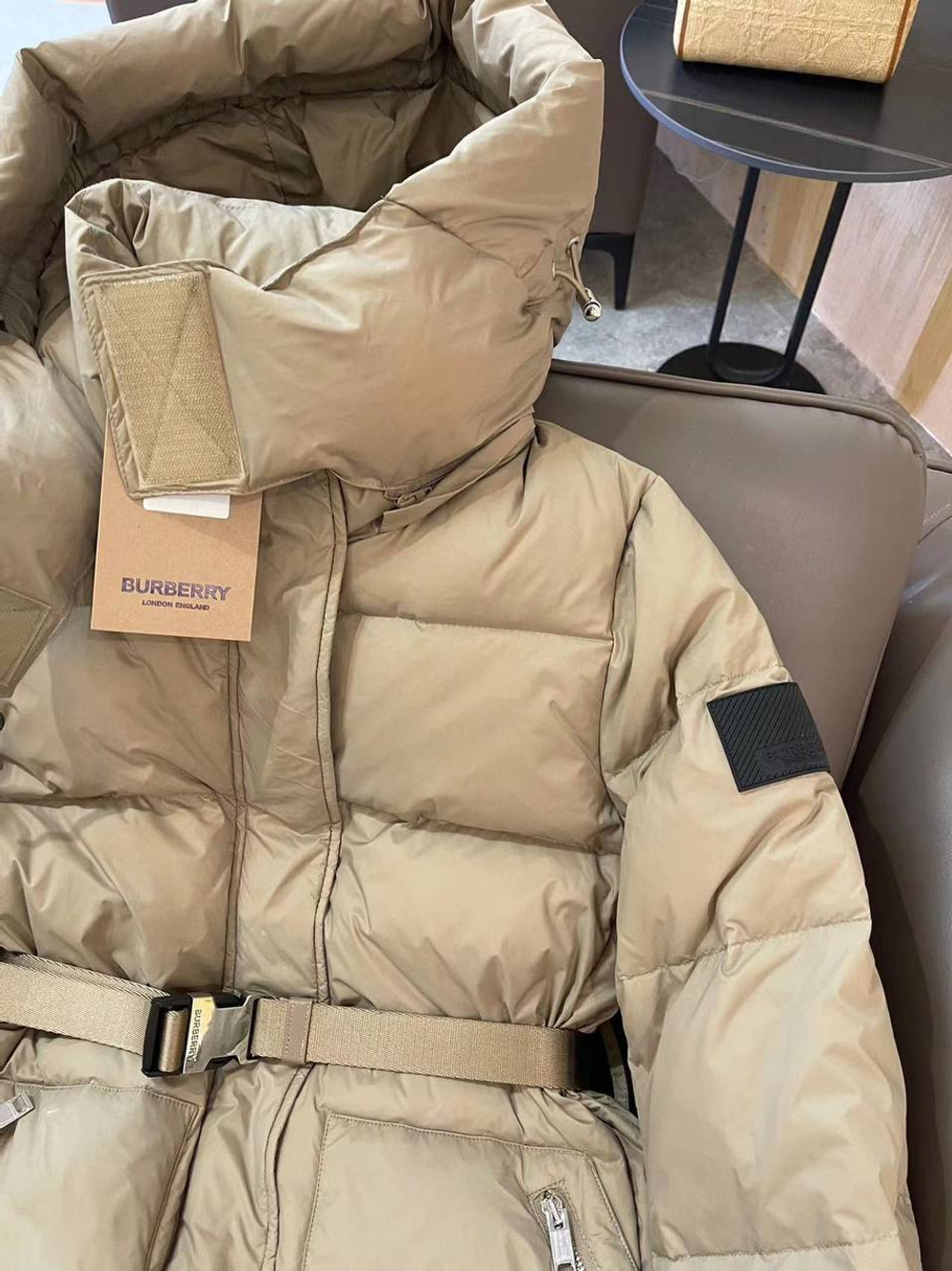 Пуховик Burberry